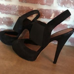 Vince Camuto platform Black Heels